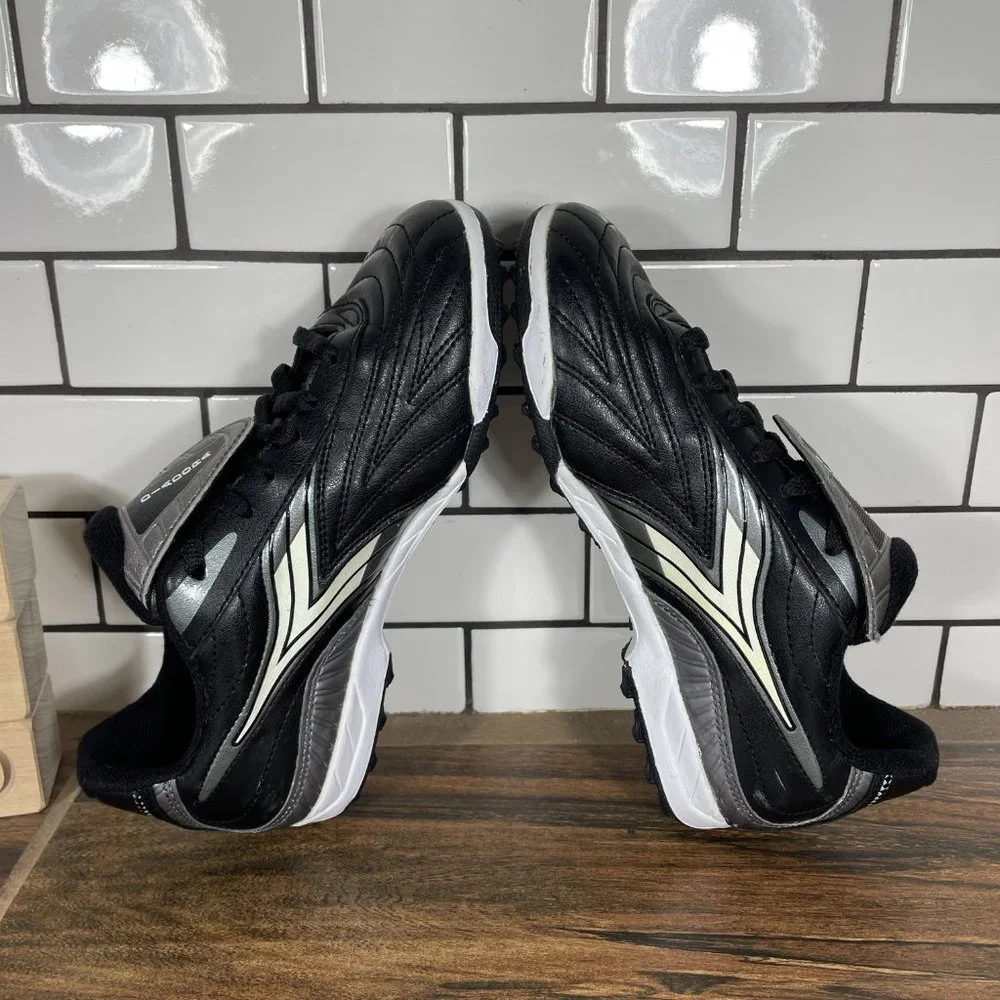 Diadora Furia TF Jr Little Boys Sz 3 Shoes Black Soccer Futbol Turf Sneakers